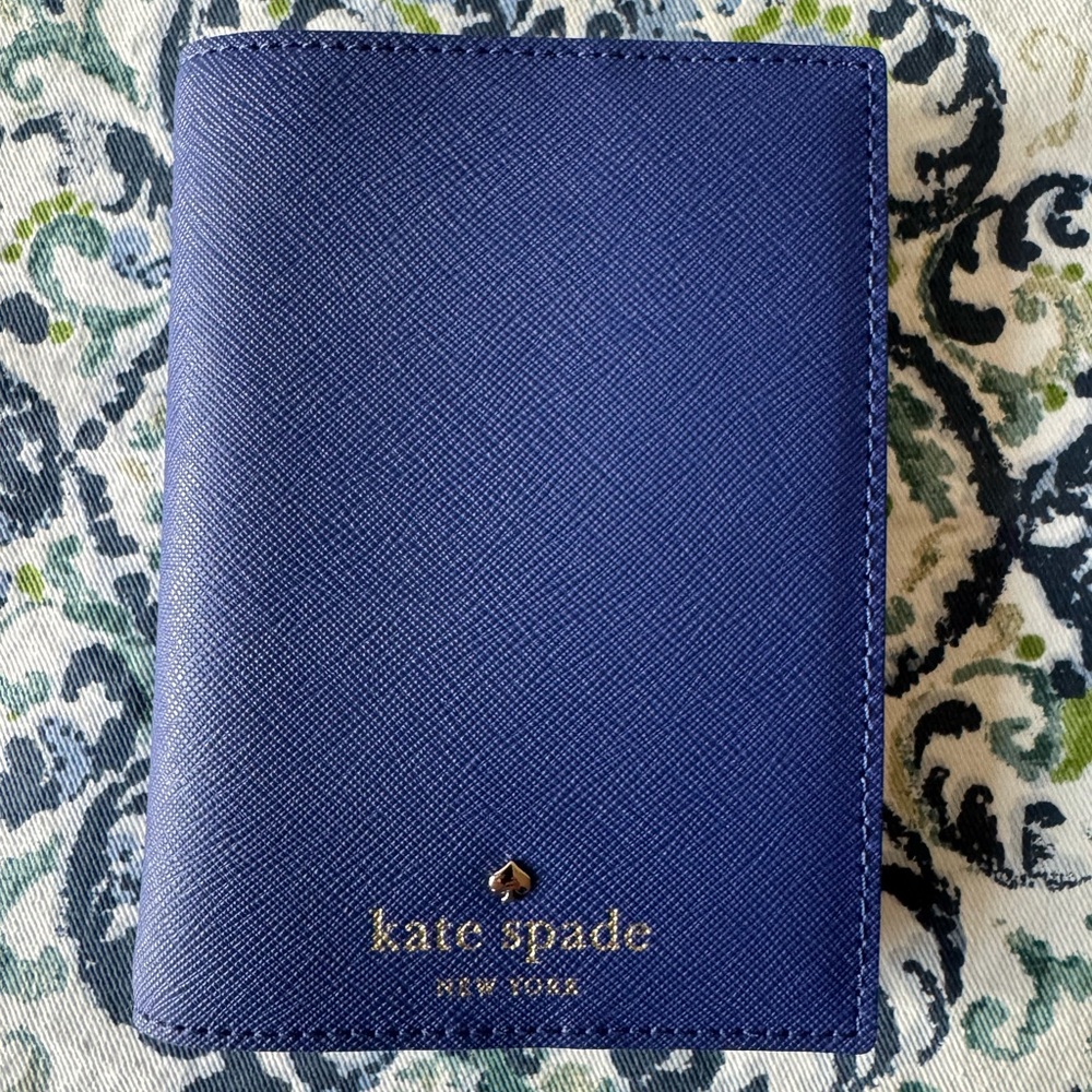 KATE SPADE Passport Holder NWT! Rare Blue Leather! FANTASTIC GIFT! - Picture 11 of 16
